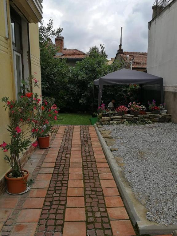 Appartement Стонел à Veliko Tarnovo Extérieur photo